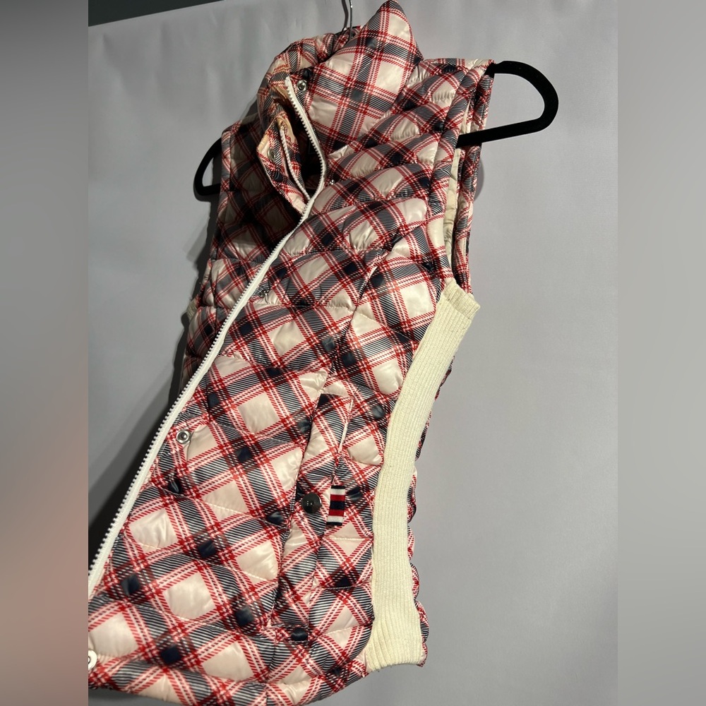 Tommy Hilfiger Red and Cream Checkered Vest - Picture 2 of 7